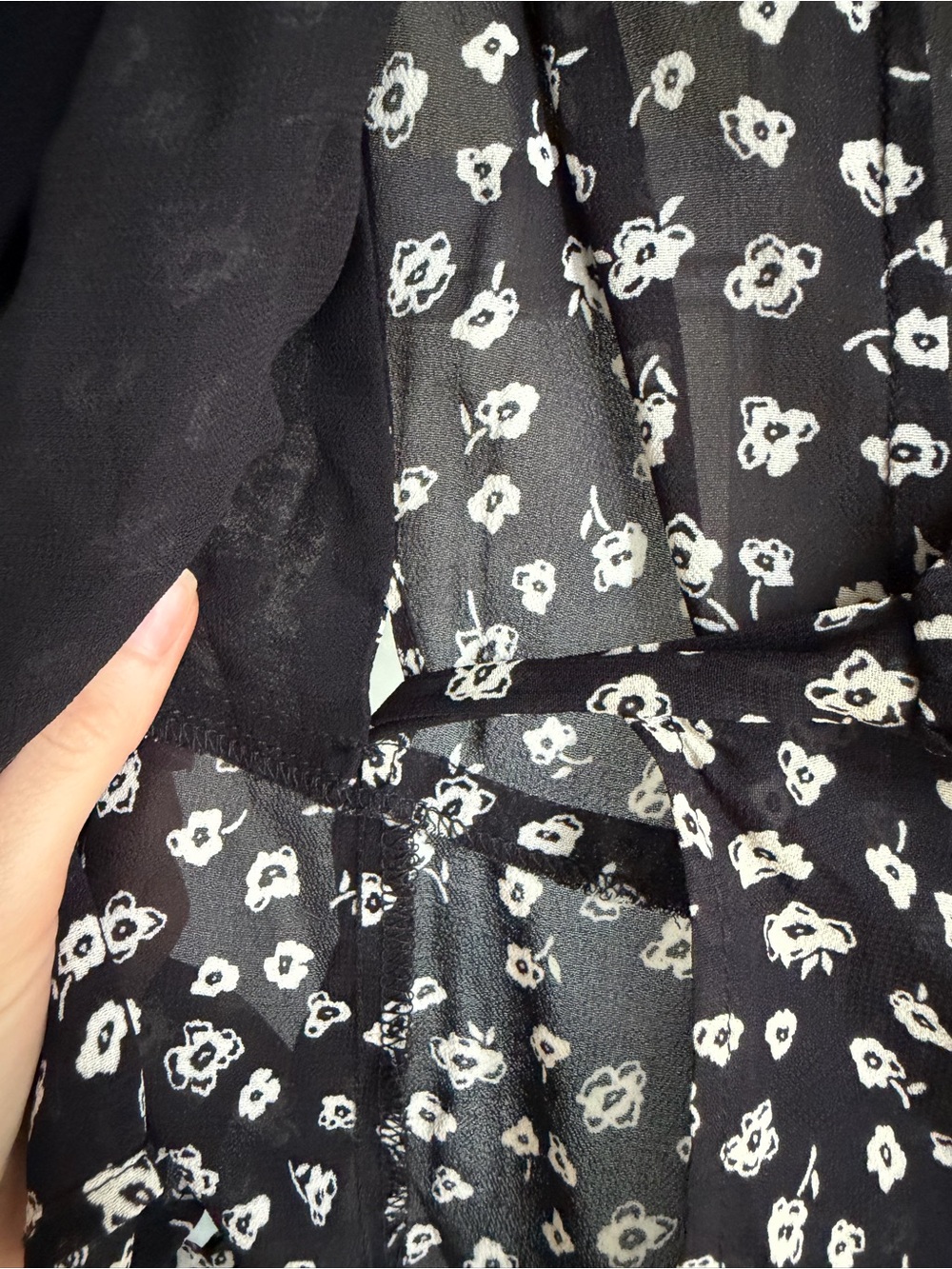 Reformation Black White Floral Wrap Blouse - Picture 3 of 4